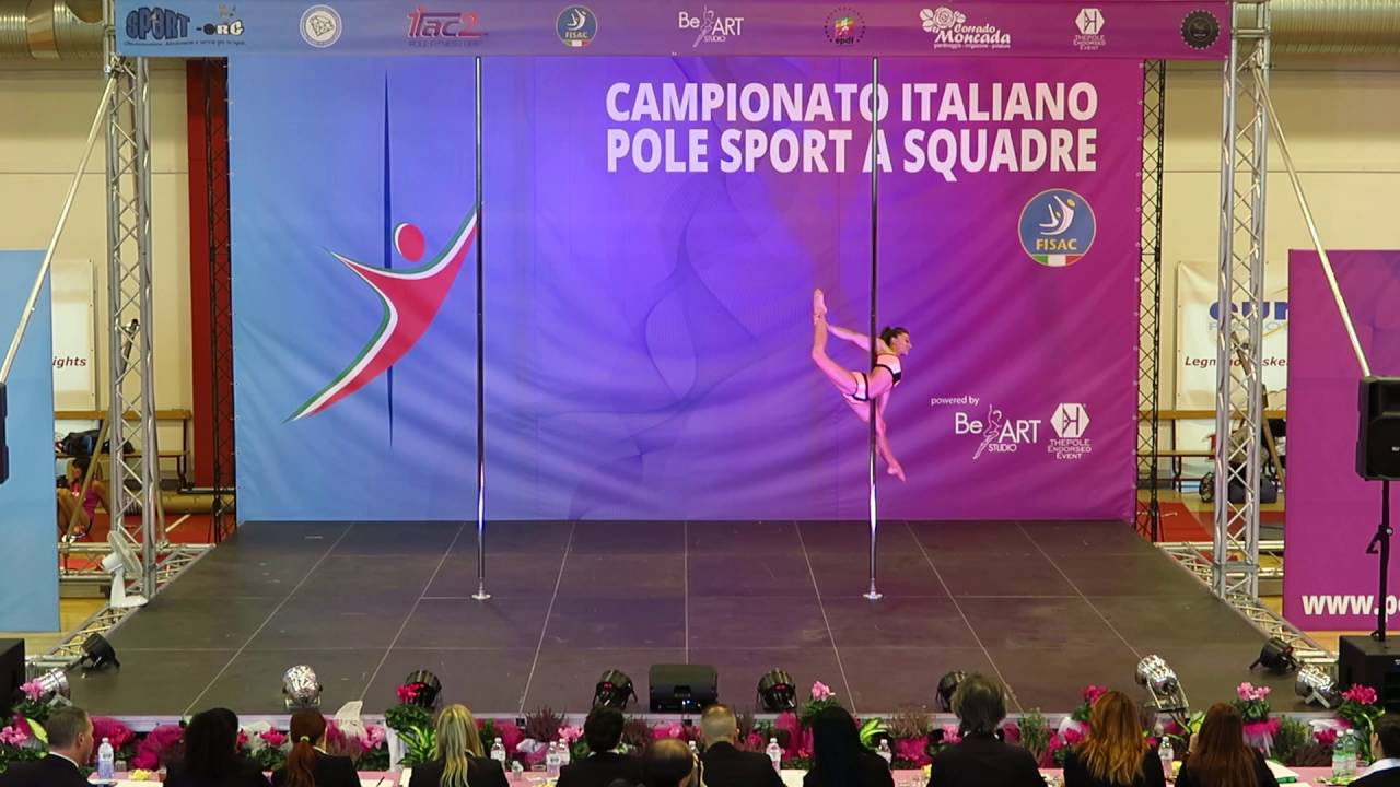 Pole Dance Virtude - Ludovica Nicolis