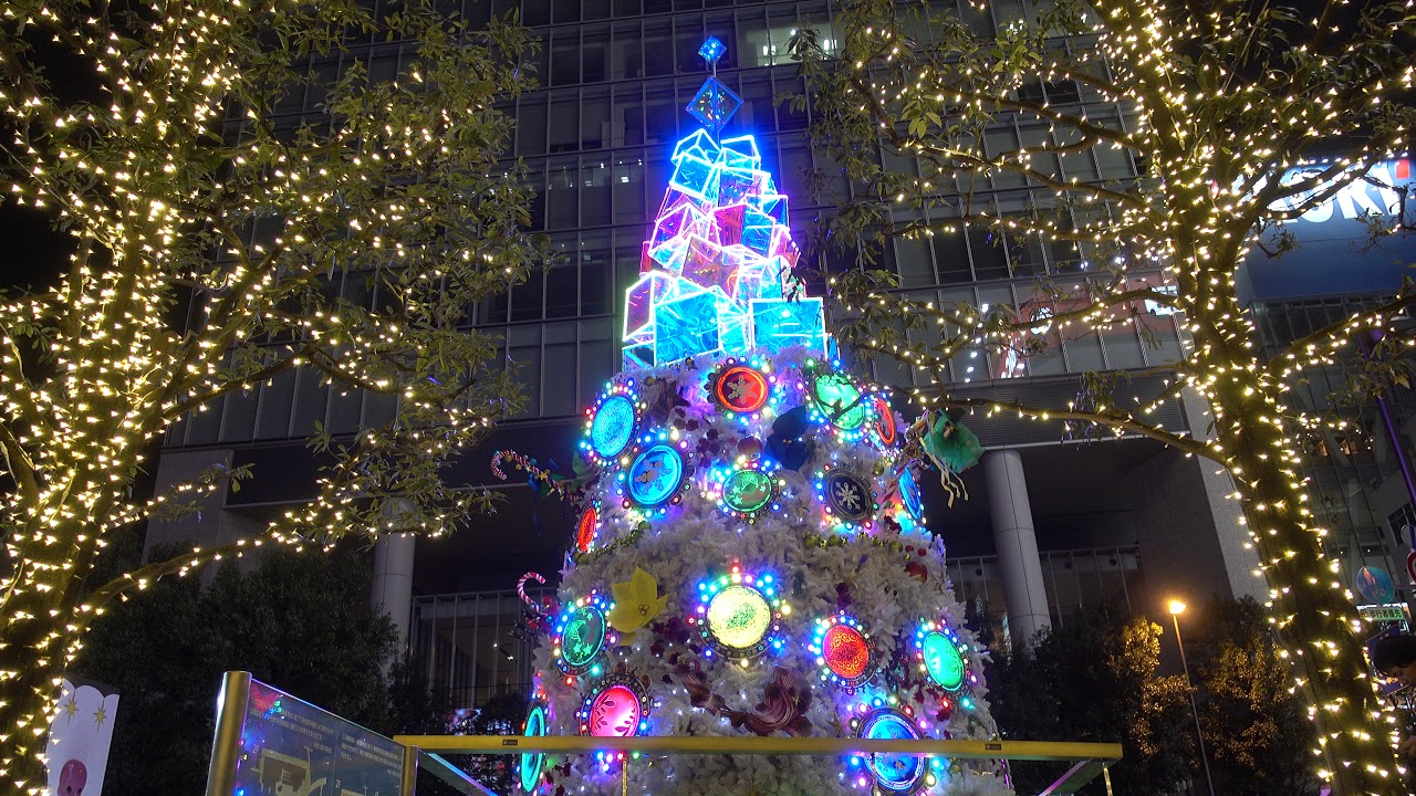 秋葉原udx マギアレコード ホーリークリスマス2018 In 秋葉原udx クリスマスツリーのイルミネーション演出 Youtube