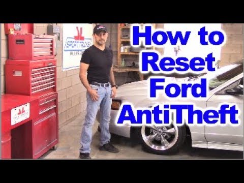 How to Reset the Anti Theft System on Fourth Generation Ford Mustang