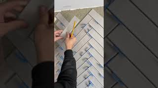 Cutting herringbone tile pattern screenshot 5