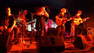 Video thumbnail of "Manolito's Band - Desinféctate (Berga, Punk Al Bosc, 21/07/2012)"