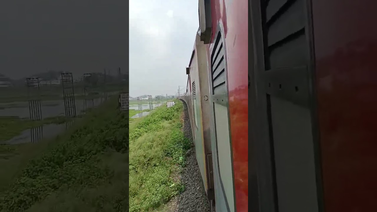 तनहा चलने लगे हो 😢😢