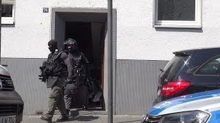 SEK-Einsatz - 1 Toter in Wohnung in Köln-Deutz am 02.07.2014 + O-Töne