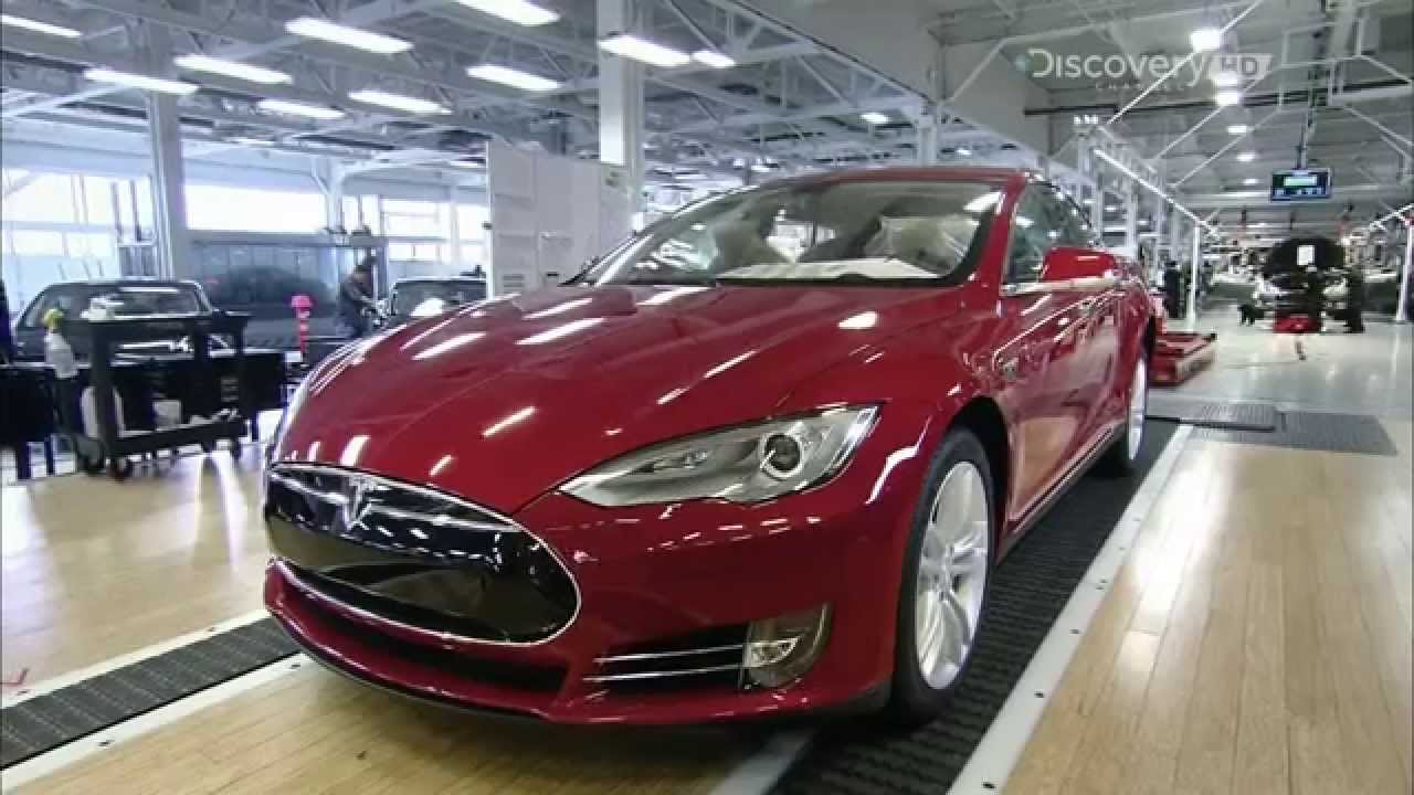 020 S02E10 Tesla Model S (Сборка)