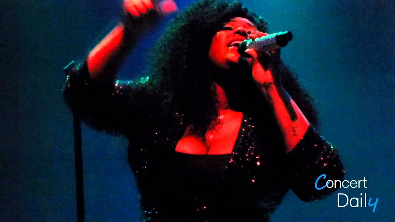 Jazmine Sullivan performs "Forever Don't Last" live at the Fillmore Silver Spring