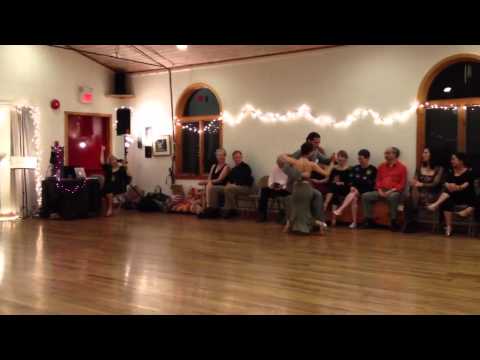 Josefina Scaglione & Julio Bassan, Milonga.