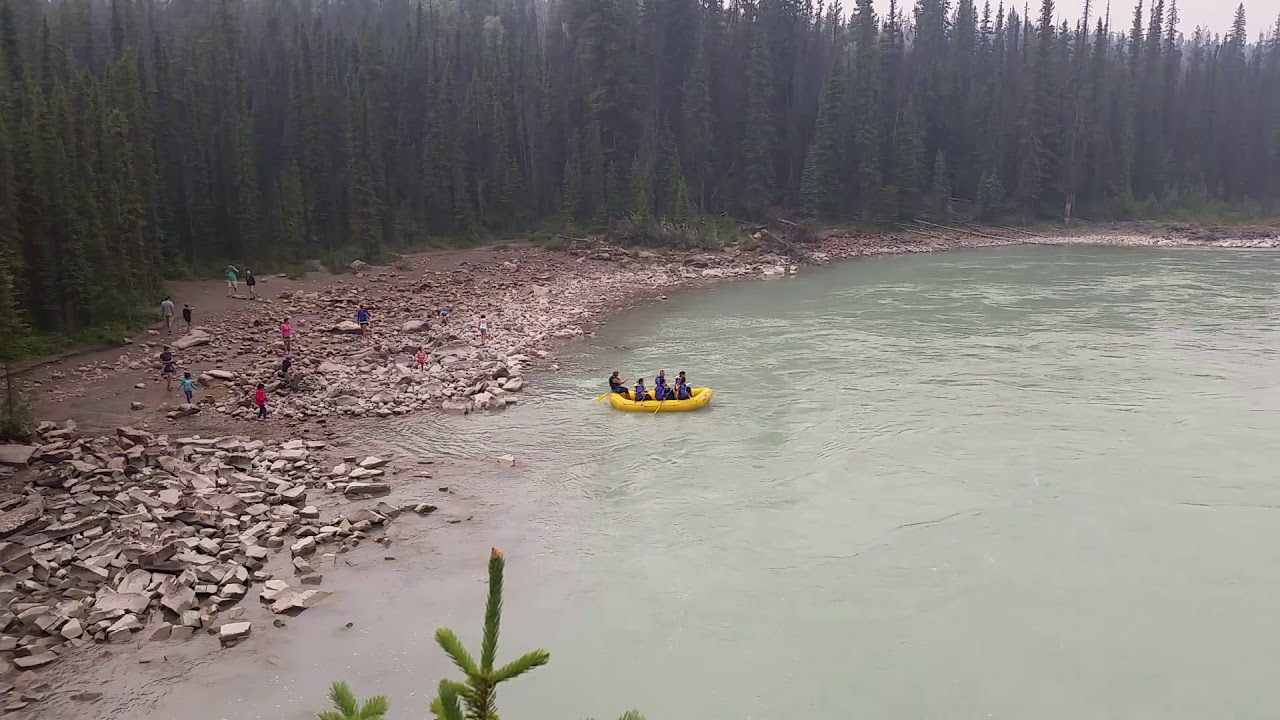 camera iphone 8 plus apk Rafters taking off on the Athabasca River near Athabasca Falls, Jasper National Park, AB, Canada