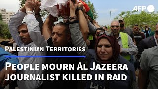 Download Lagu Colleagues mourn death of veteran Al Jazeera journalist Shireen Abu Akleh | AFP MP3