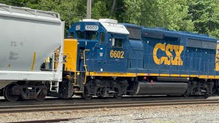 M426 The Rigby Rocket 🚀 Has Gifts For Maine & 590 Axles Passing West Springfield; SD70💜💜💜 is One