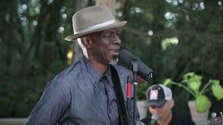 915. Keb Mo.