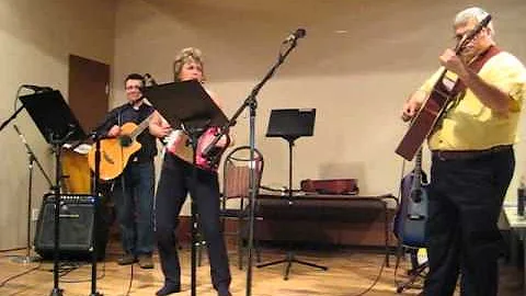Maisie ..... Playing at uc church Clarenville , Ca...