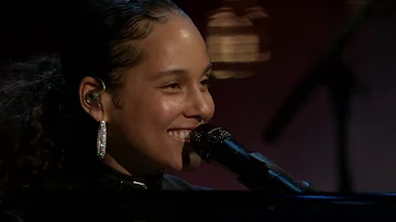 Alicia Keys - Tupac Shakur Medley | 2017 Induction