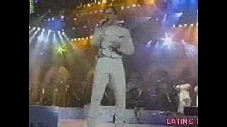 alejandro fernandez - como quien pierde una estrella (live).wmv