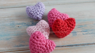 How to Crochet a Small Padded Heart