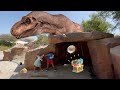 Kai e Clara Caçam Ovos e se Divertem em uma Incrível História com Dinossauros e Parque Aquático