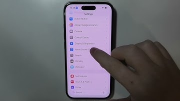 iPhone 17 - How to Enable Notification Badges for App Library (iOS 26)
