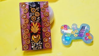 Decorating epoxy keychain