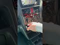 【工事不要】置くだけ10秒!愛車に最強の「動くテレビ」を導入する方法 🛠️📺