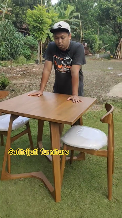 Meja Makan Cafe kualitas finishing natural doff bahan full jati #kursicafe #mejamakanjati #mejamakan
