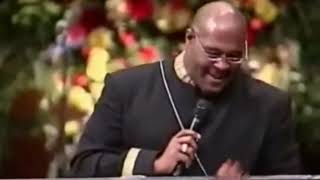 1 Hour of Bishop Winans Singing Church Hymns and Gospel Songs!!!