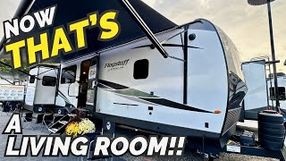 Now THAT’S a living room in an RV!! 2024 Forest River Flagstaff 29RLS