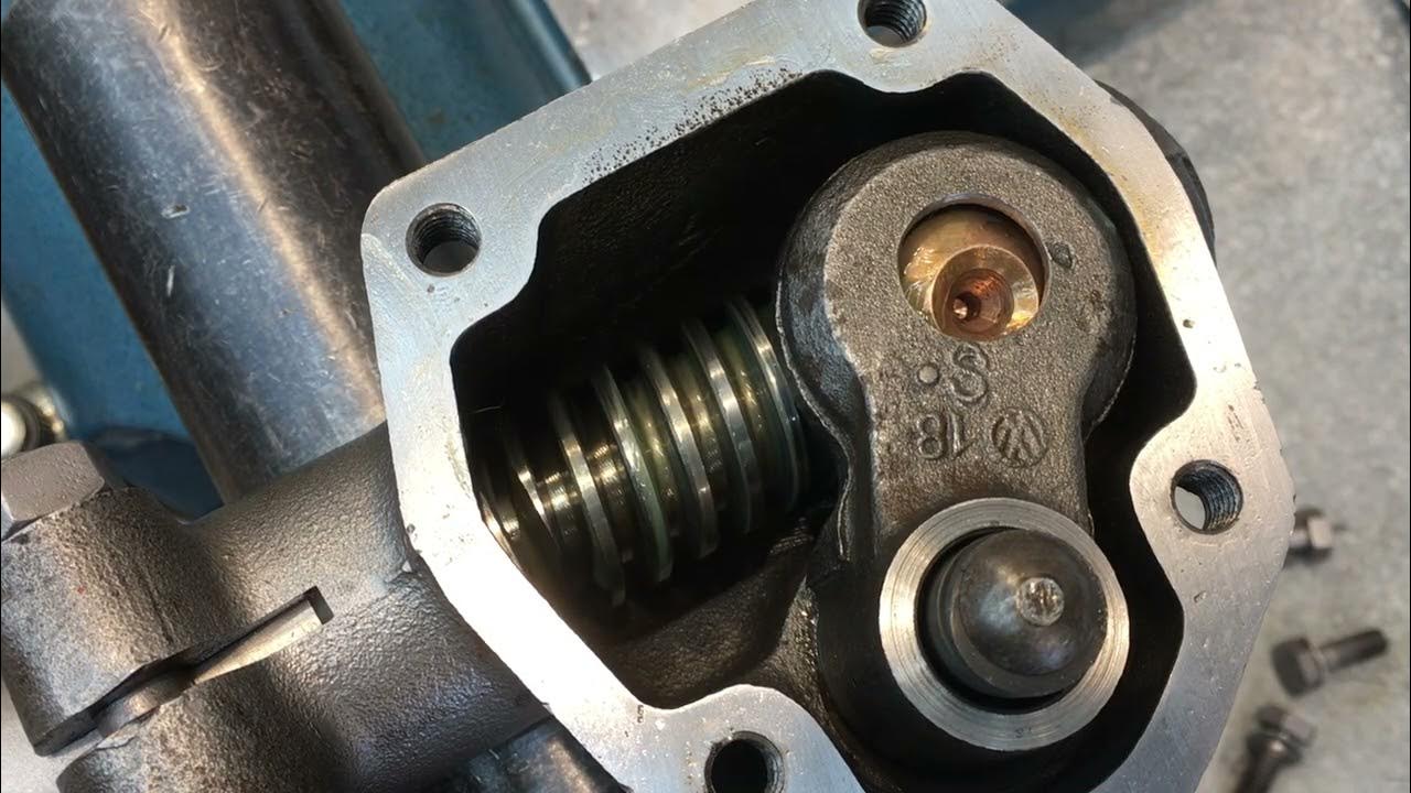 Internal workings of an EARLY model VW Type 1 (Beetle) steering box