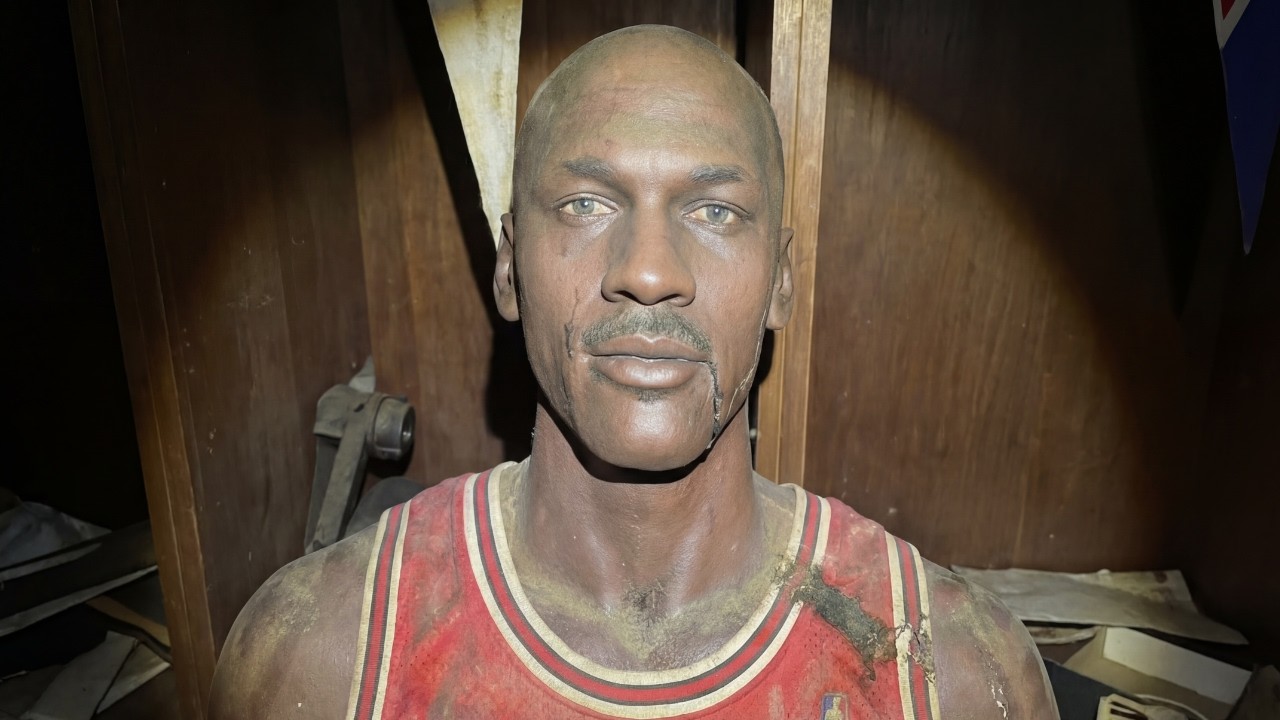 They FOUND Michael Jordan and other NBA LEGENDS in the HALL OF FAME 😱