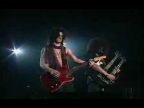 Guns N Roses - Slash & Gilby Clarke guitar solo