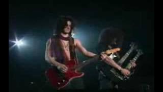 Guns N Roses - Slash & Gilby Clarke guitar solo