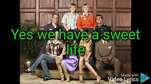 The Suite Life Of Zack & Cody Theme Song (Lyrics)