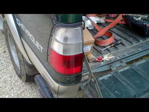 How to change the rear lights on a Isuzu TF pickup