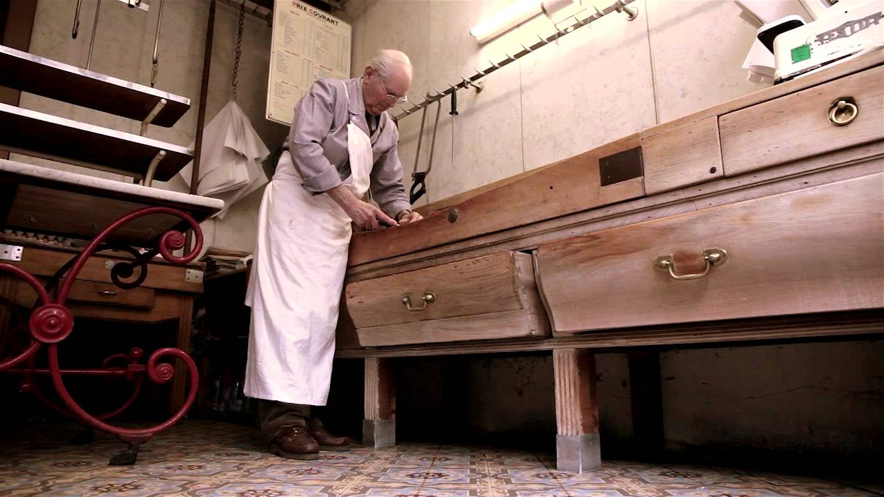 L'homme de la rue du soleil d'or