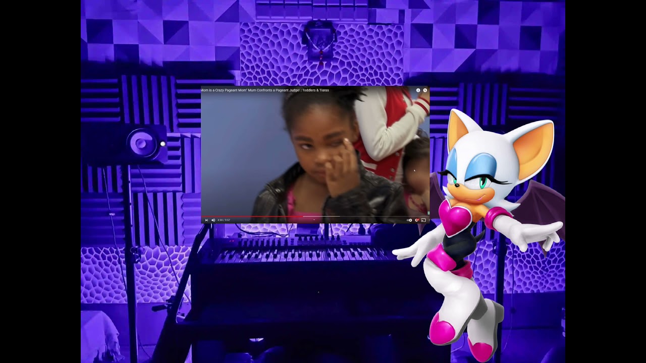 Rouge Reacts- Daz games, “My mom is a crazy pageant mom”