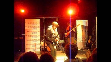 Dave Days - What Does It Take (Live)