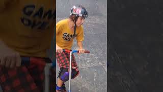 #scoot #scootering #tricks #брай #вип #самокат #трюки #трюкинасамокате #трюковойсамокат #bmx Resimi