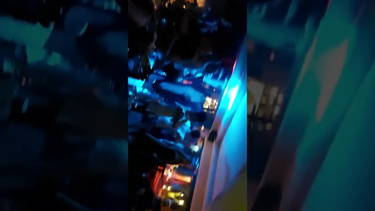 giselle zizela band uzivo iz telefona snimak sa live nastupa Budva februar 2022.techno party