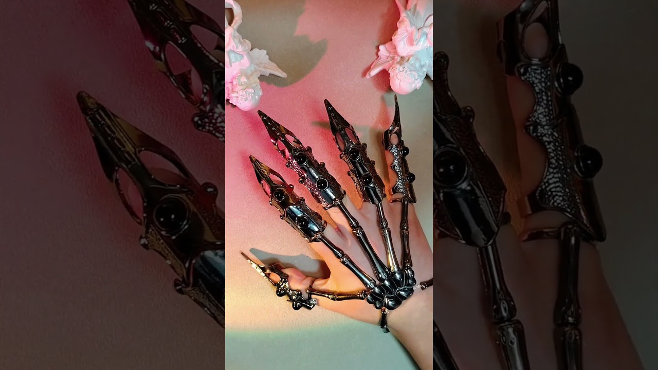 The Nomad‘s Coin Cross Pendant  