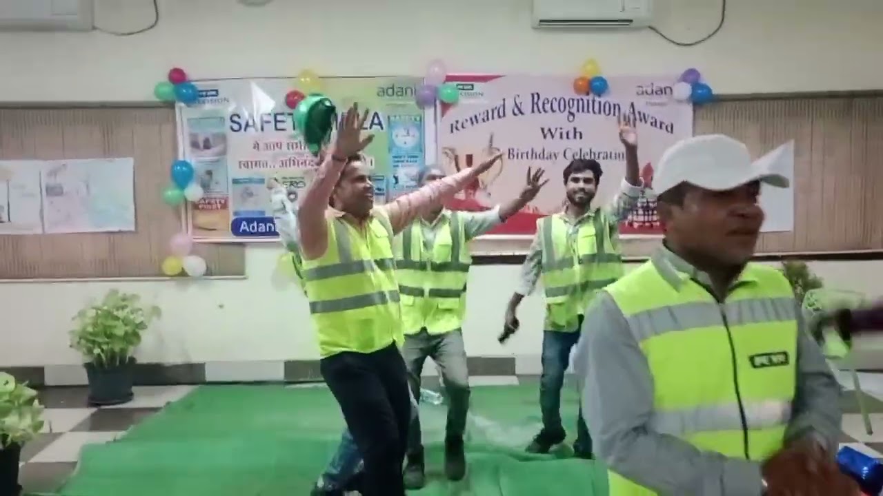 Accident chhattisgarh tilda india accident se pahle ki video in plant safety management meetting 