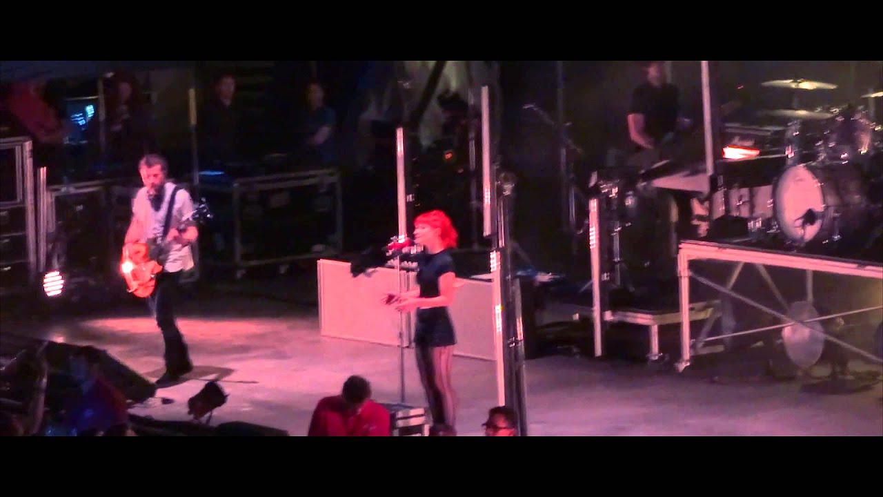 HD – Paramore – Live In San Diego, CA 5/22/15 (High Quality Audio)