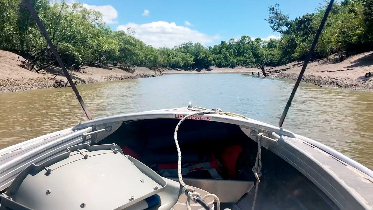 Ep 209 | Up a Crocodile Infested River on Peanut, Sailing Nutshell, Australia