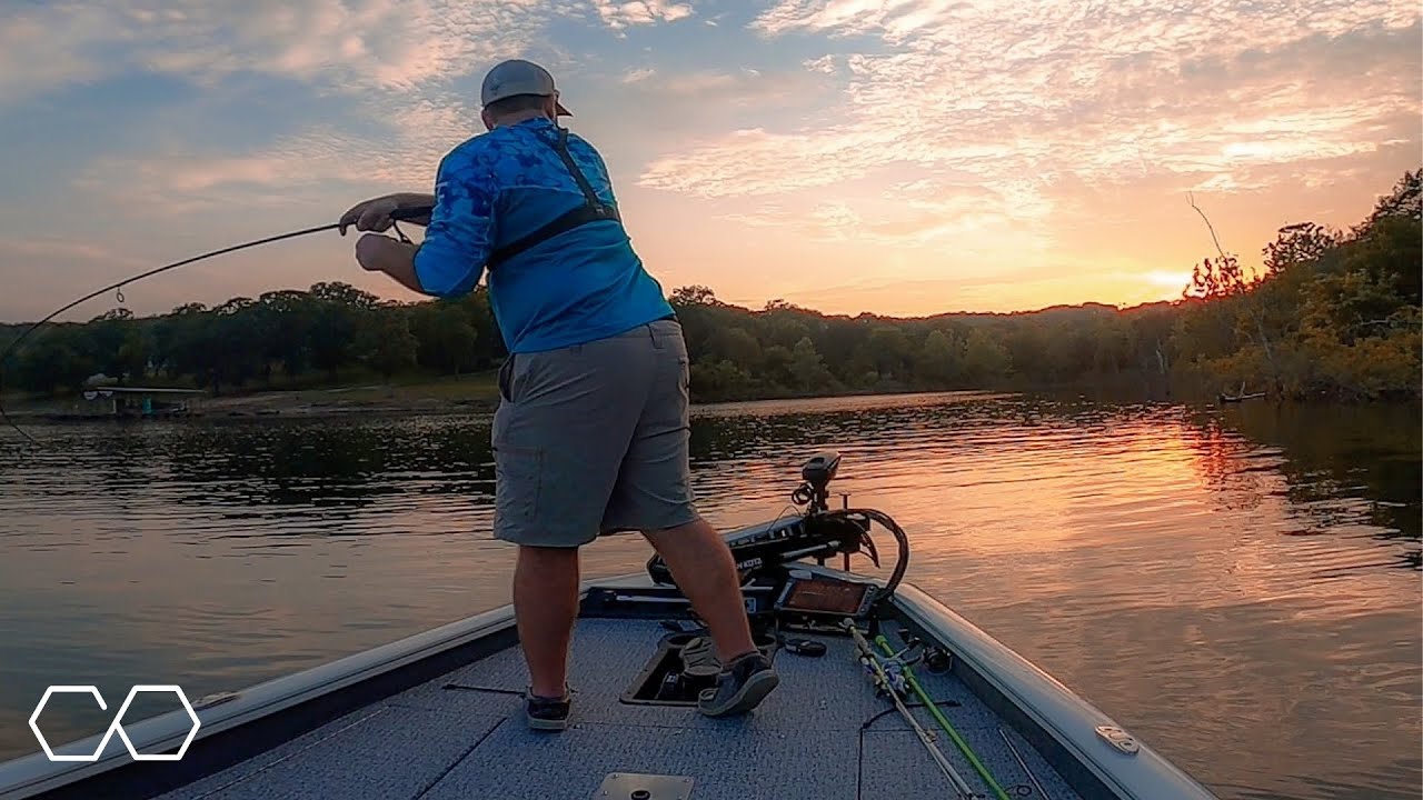 Finesse Fishing Table Rock Lake. YouTube