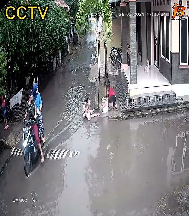 CCTV Vidio Kejadian Lucu