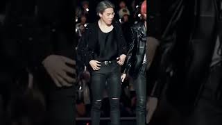He in a tight jeans 😶🌚.||. #jimin #taehyung #bts #shorts 💜💜