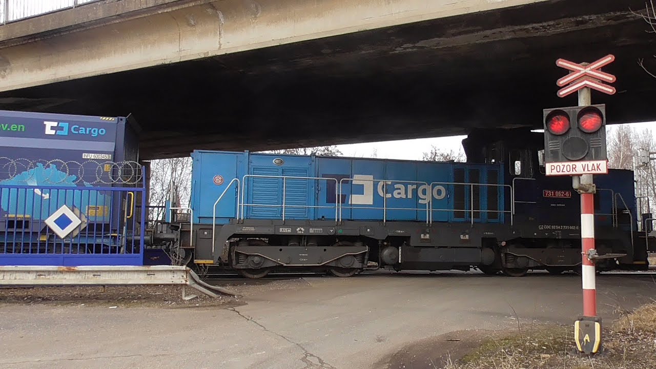 Železniční přejezd (AŽD 71) Řečany nad Labem [Vlečka ECHVA] - 23.2.2019.