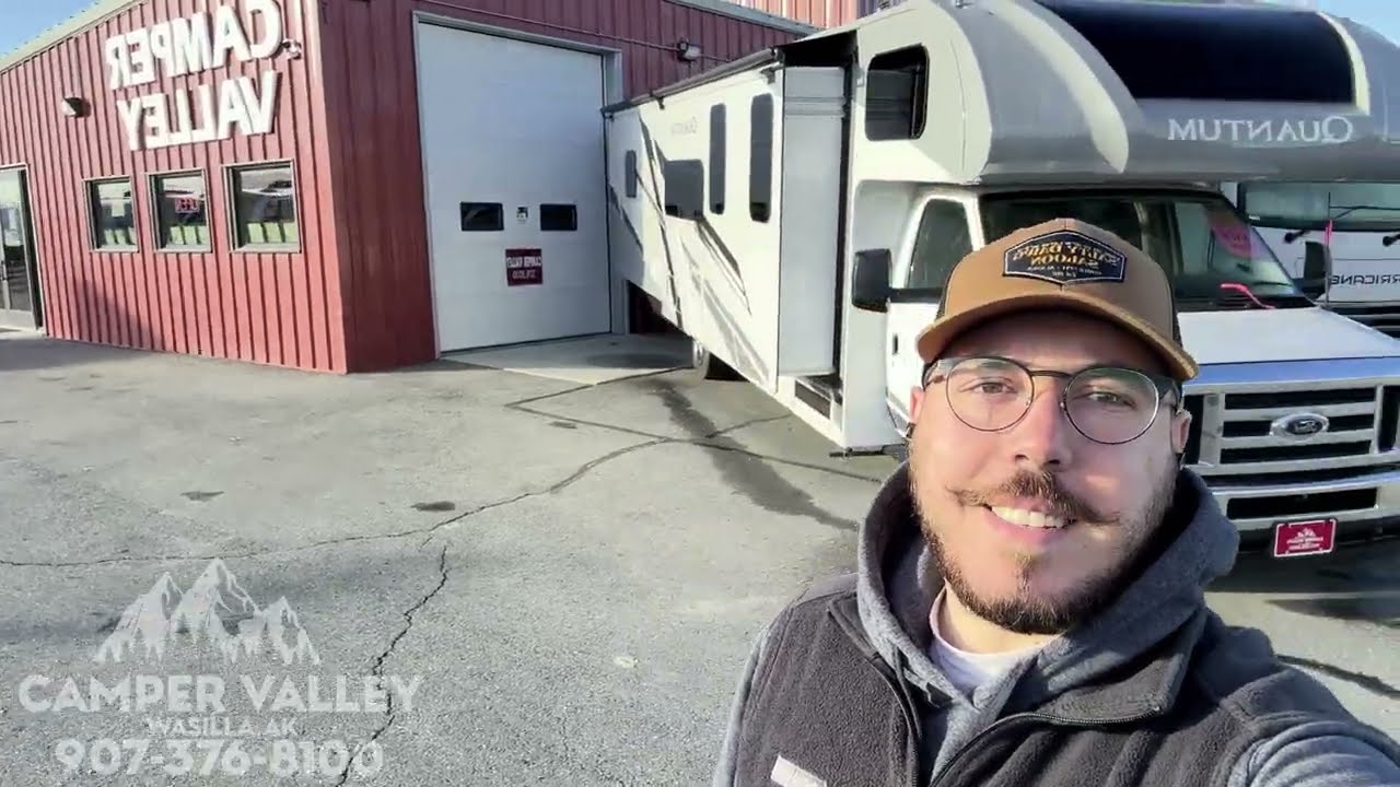 NEW CLASS C MOTORHOME! CHECK OUT THE 2026 QUANTUM LC21