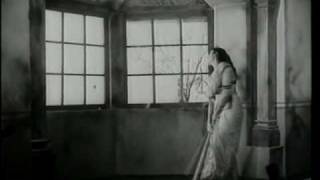 Manmohana bade jhoothe in Nutan's voice