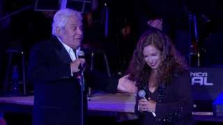 Chico Novarro y Sandra Mihanovich "Algo contigo" - Vendimia 2014 (HD) chords