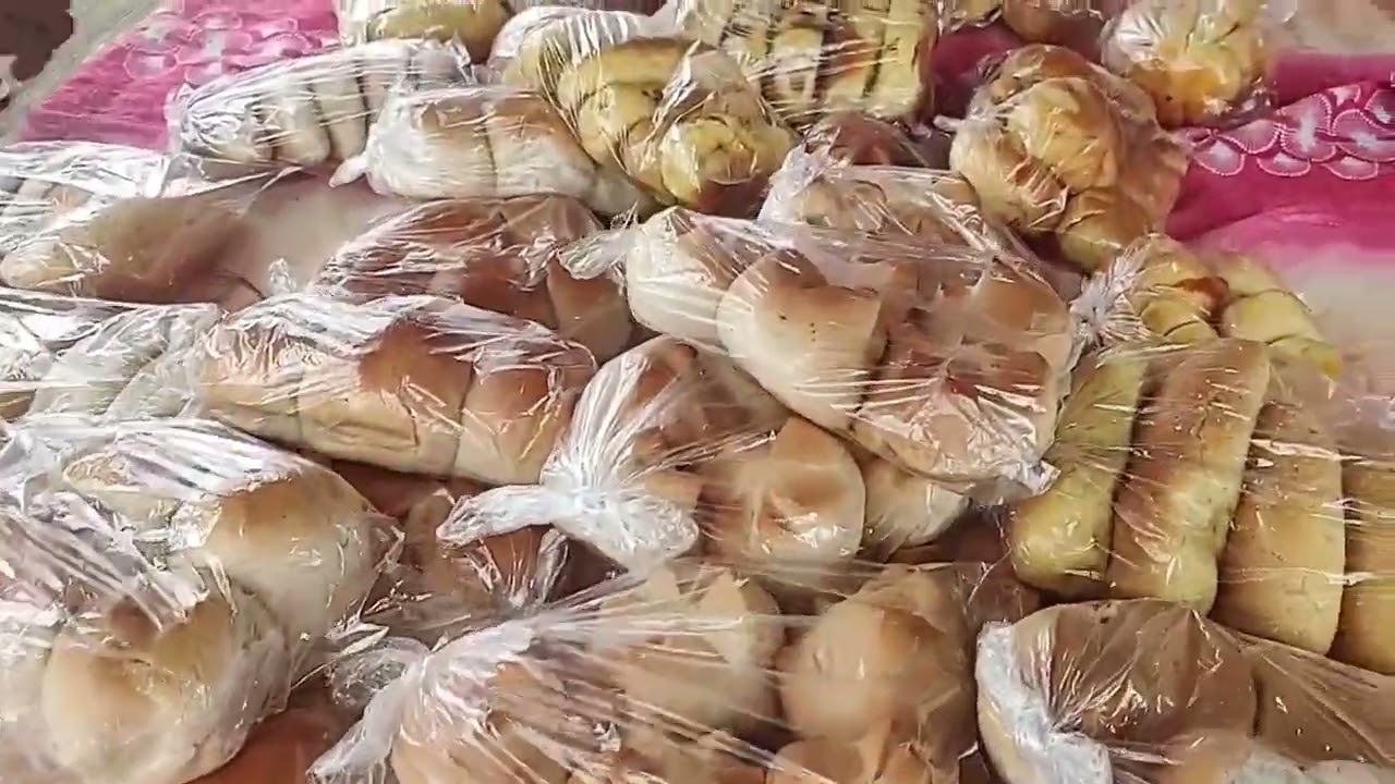 Getafe market selection of different rice and i found some nice grapes and fruit