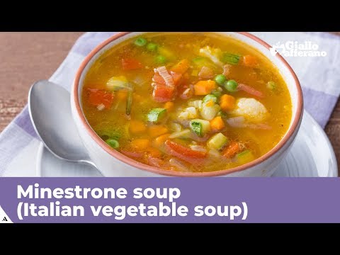 VEGETABLE MINESTRONE - Traditional Italian vegetable soup