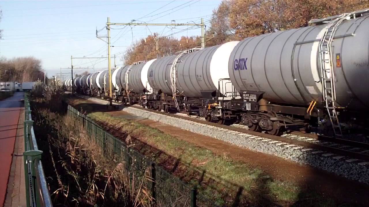 G1206BB Diesel Locomotive  Rurtalbahn with GATX Tankers Cars Train!!!